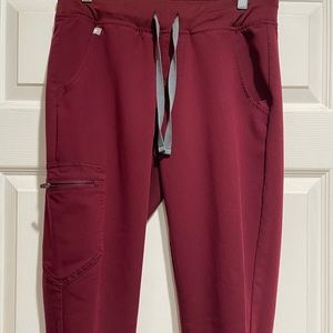 FIGS Zamora jogger scrub pants - burgundy, small